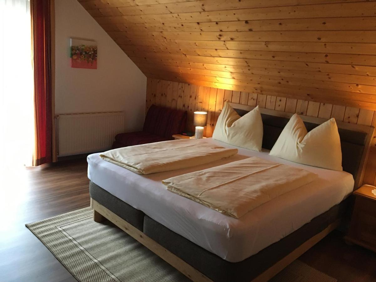 Bed and Breakfast Gerstbreinhof Bad Sankt Leonhard im Lavanttal Esterno foto