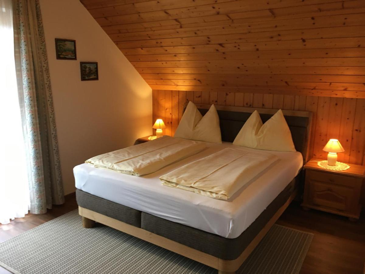 Bed and Breakfast Gerstbreinhof Bad Sankt Leonhard im Lavanttal Esterno foto